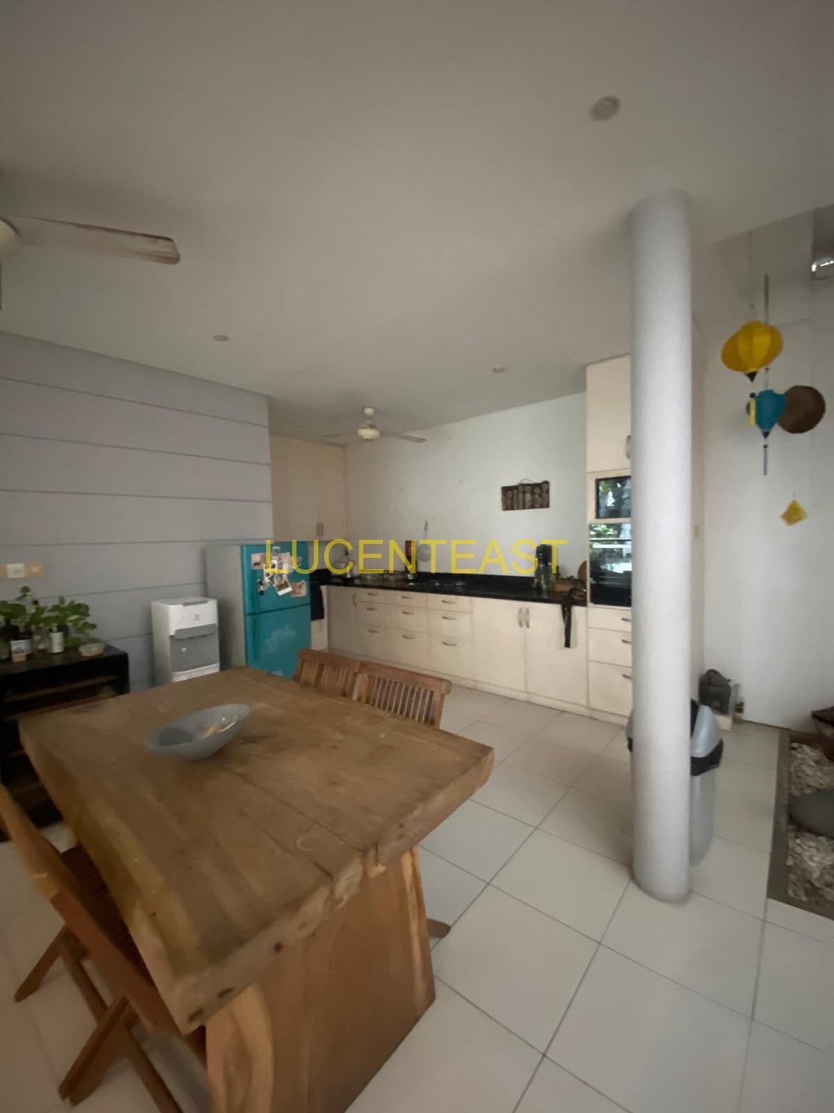 DIJUAL VILLA MODERN KEROBOKAN