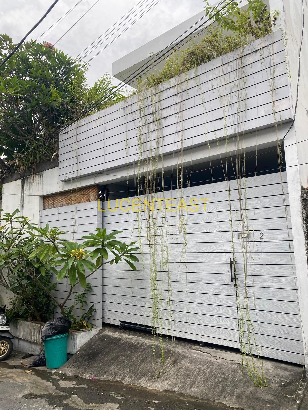 DIJUAL VILLA MODERN KEROBOKAN