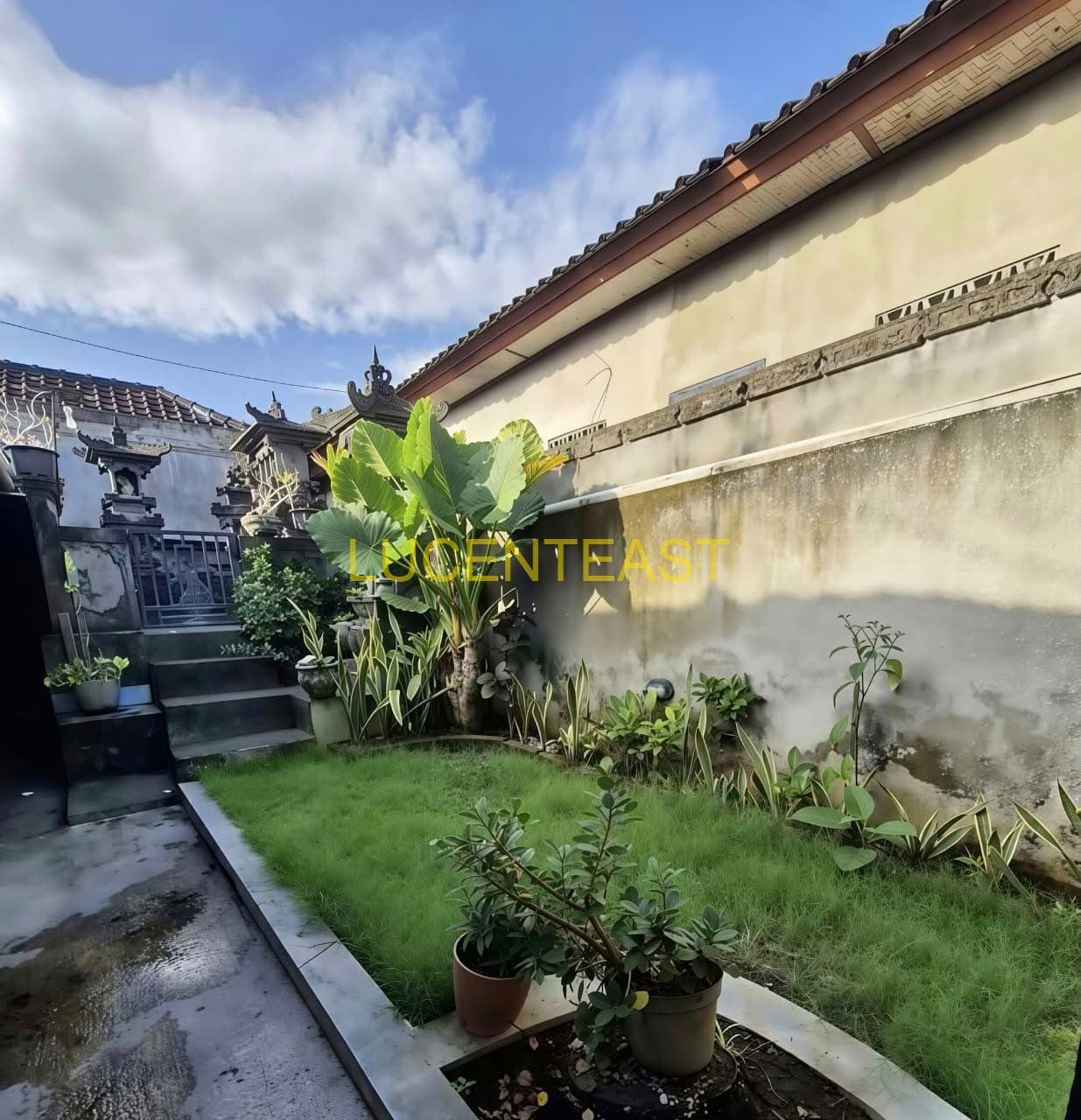 DIJUAL RUMAH BONUS KOS SIDAKARYA