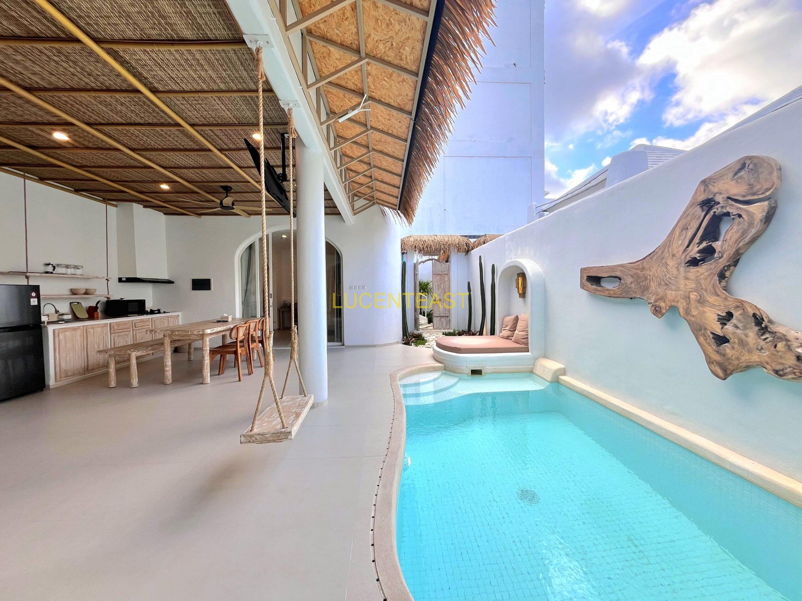 SOLASTRA VILLAS ULUWATU