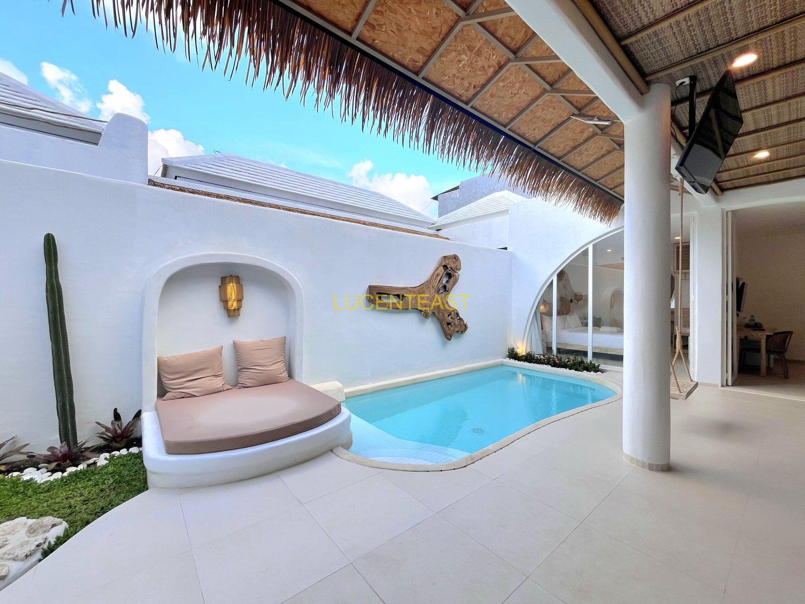 SOLASTRA VILLAS ULUWATU