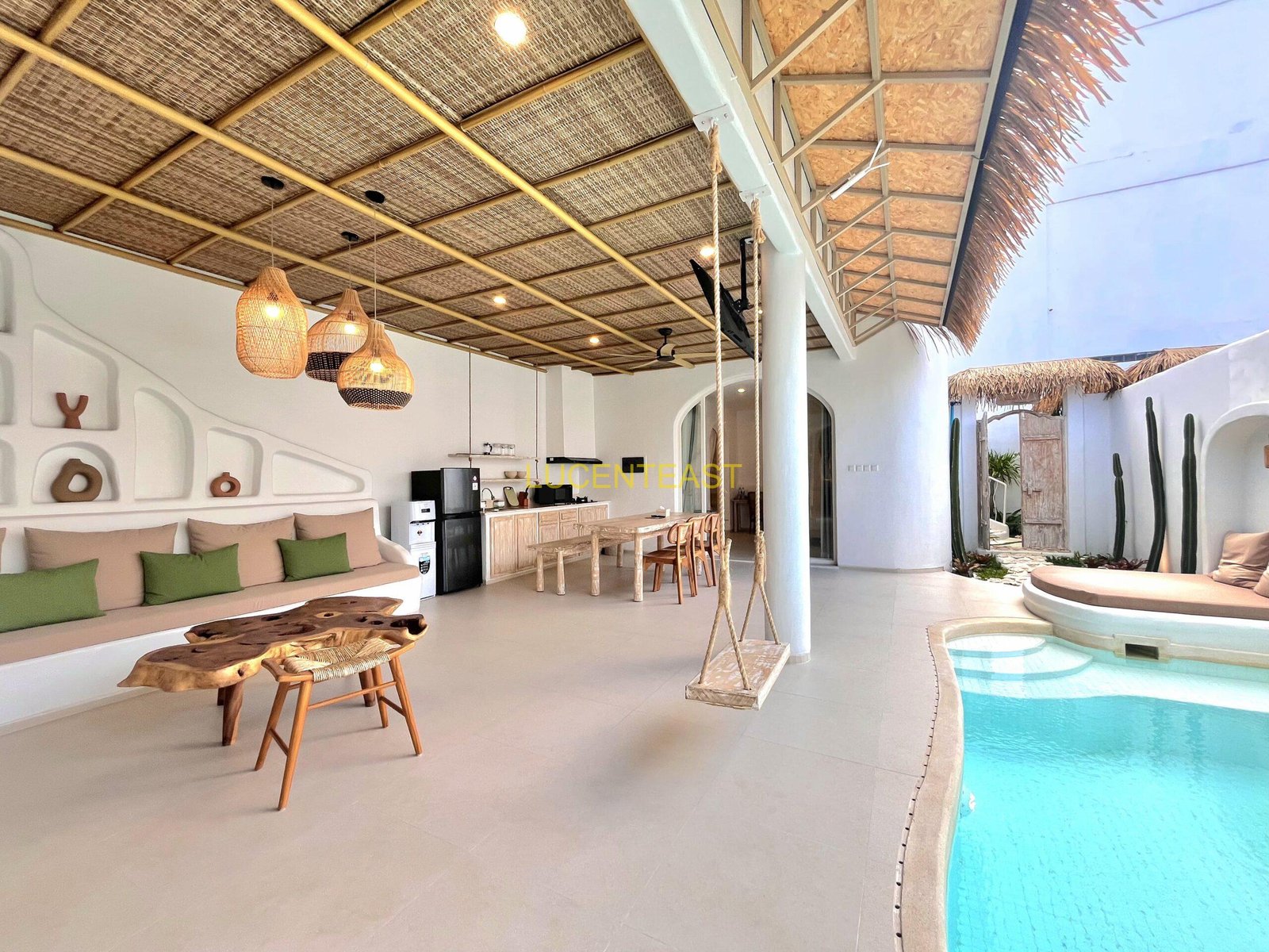 SOLASTRA VILLAS ULUWATU