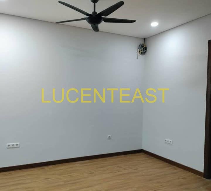 JUAL RUMAH SEMI VILLA KESAMBI