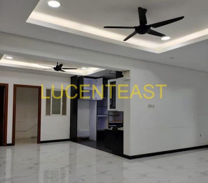 JUAL RUMAH SEMI VILLA KESAMBI