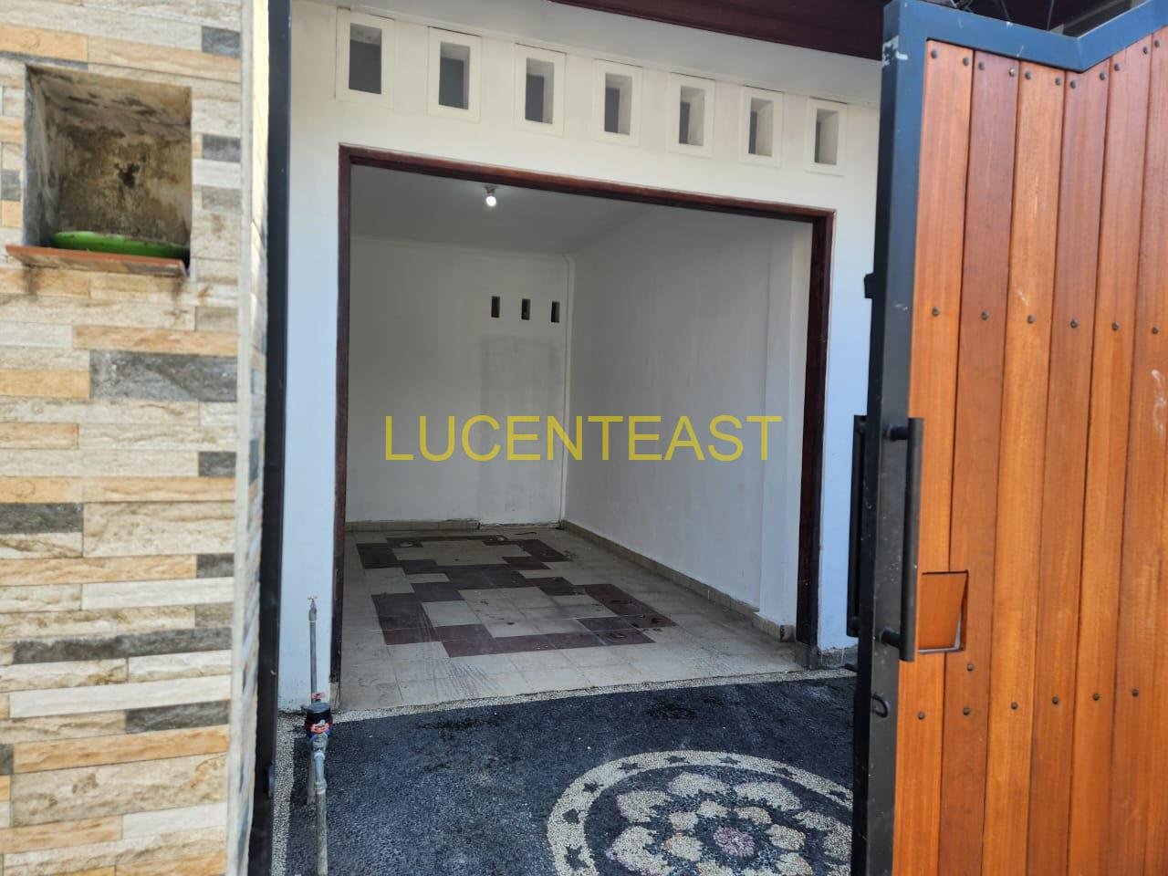 JUAL RUMAH 2 LANTAI PANJER