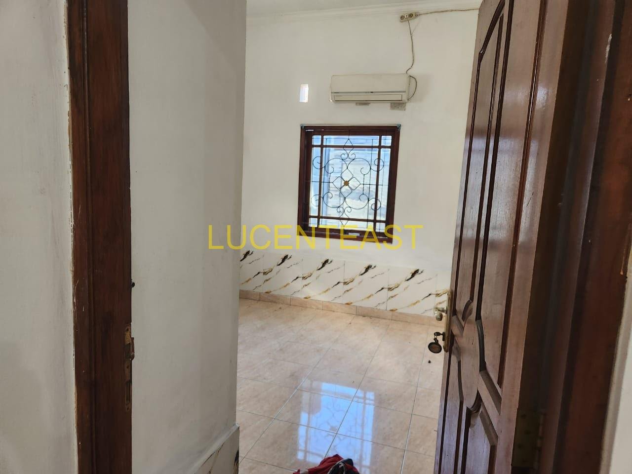 JUAL RUMAH 2 LANTAI PANJER