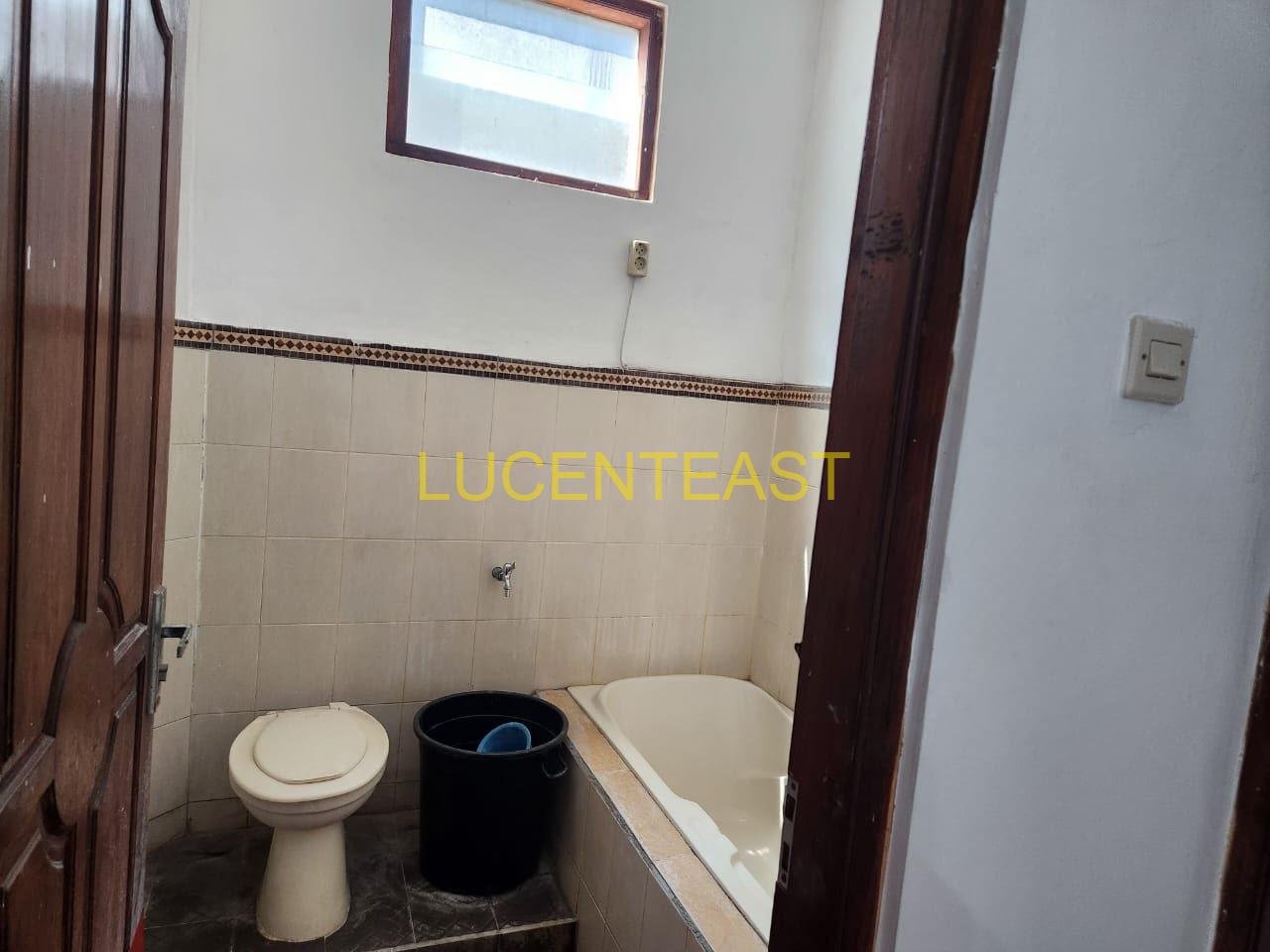 JUAL RUMAH 2 LANTAI PANJER