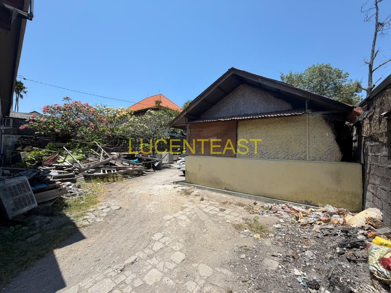 DIJUAL TANAH LOKASI PUSAT KOTA SESETAN