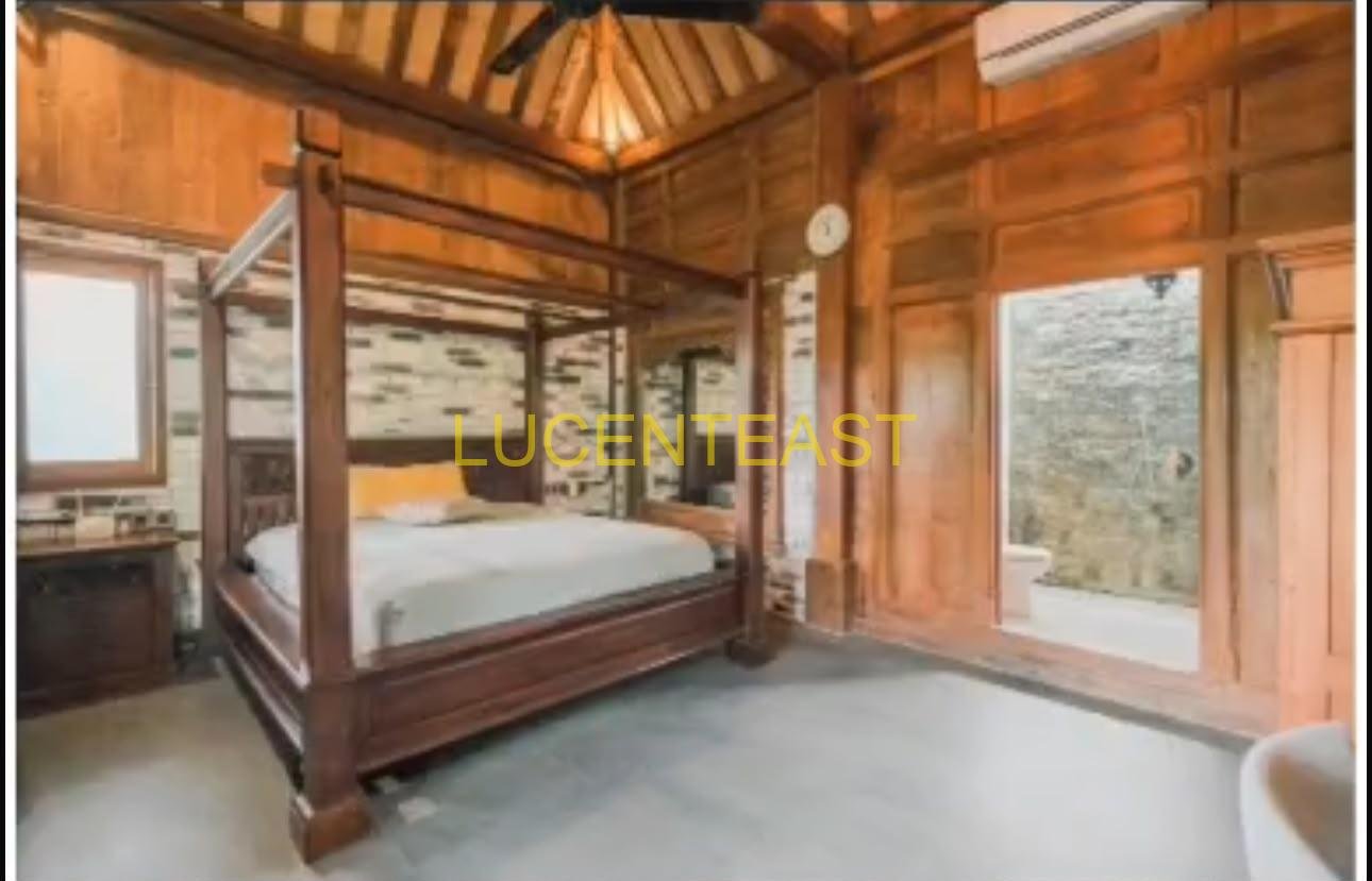 JUAL VILLA JOGLO TUMBAK BAYUH