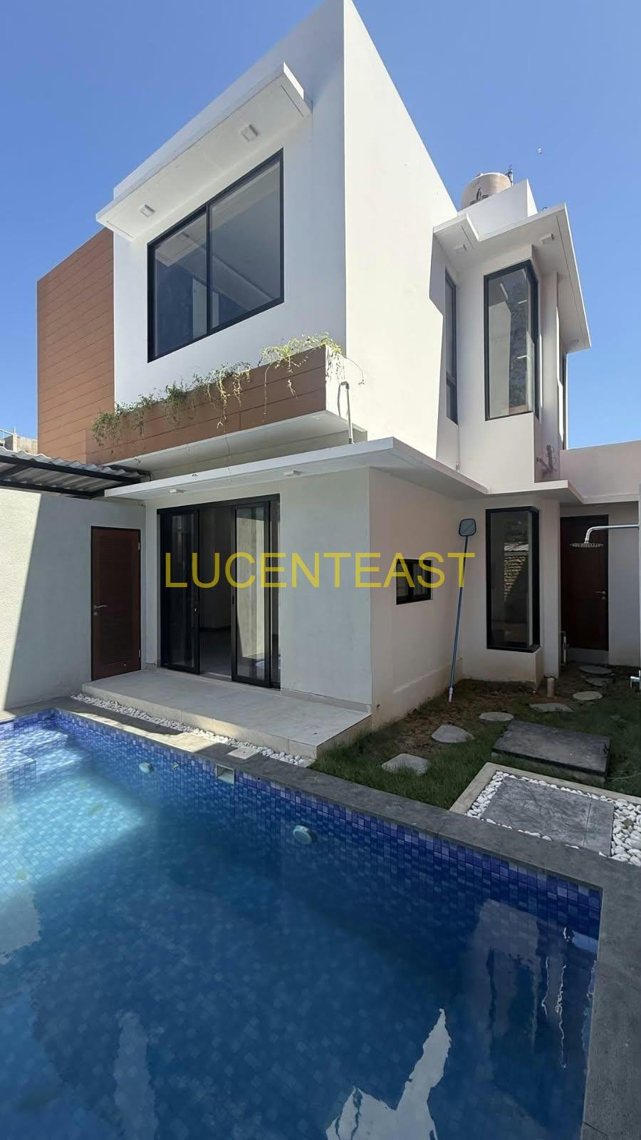 BRAND NEW VILLA MODERN STYLE PURI GADING