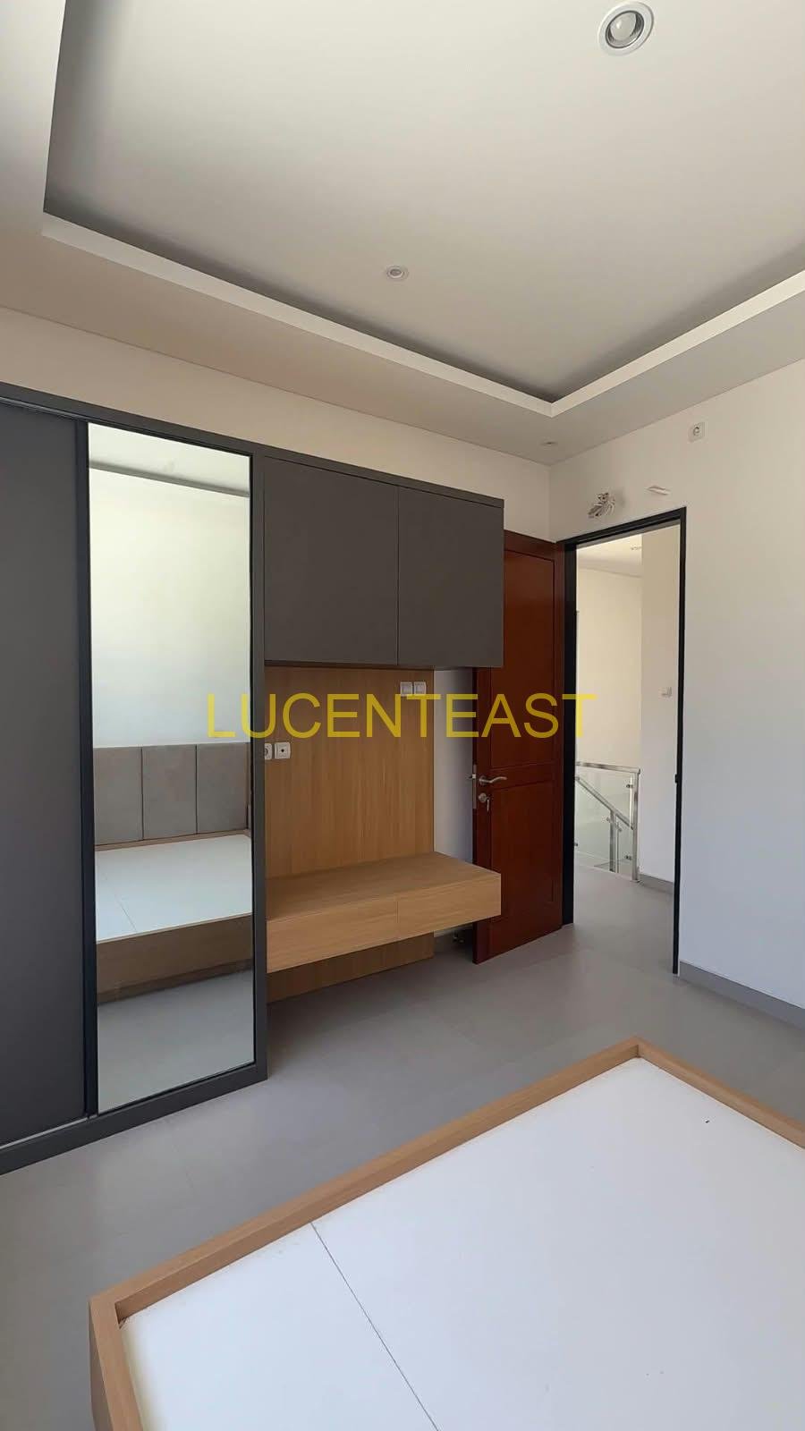 BRAND NEW VILLA MODERN STYLE PURI GADING