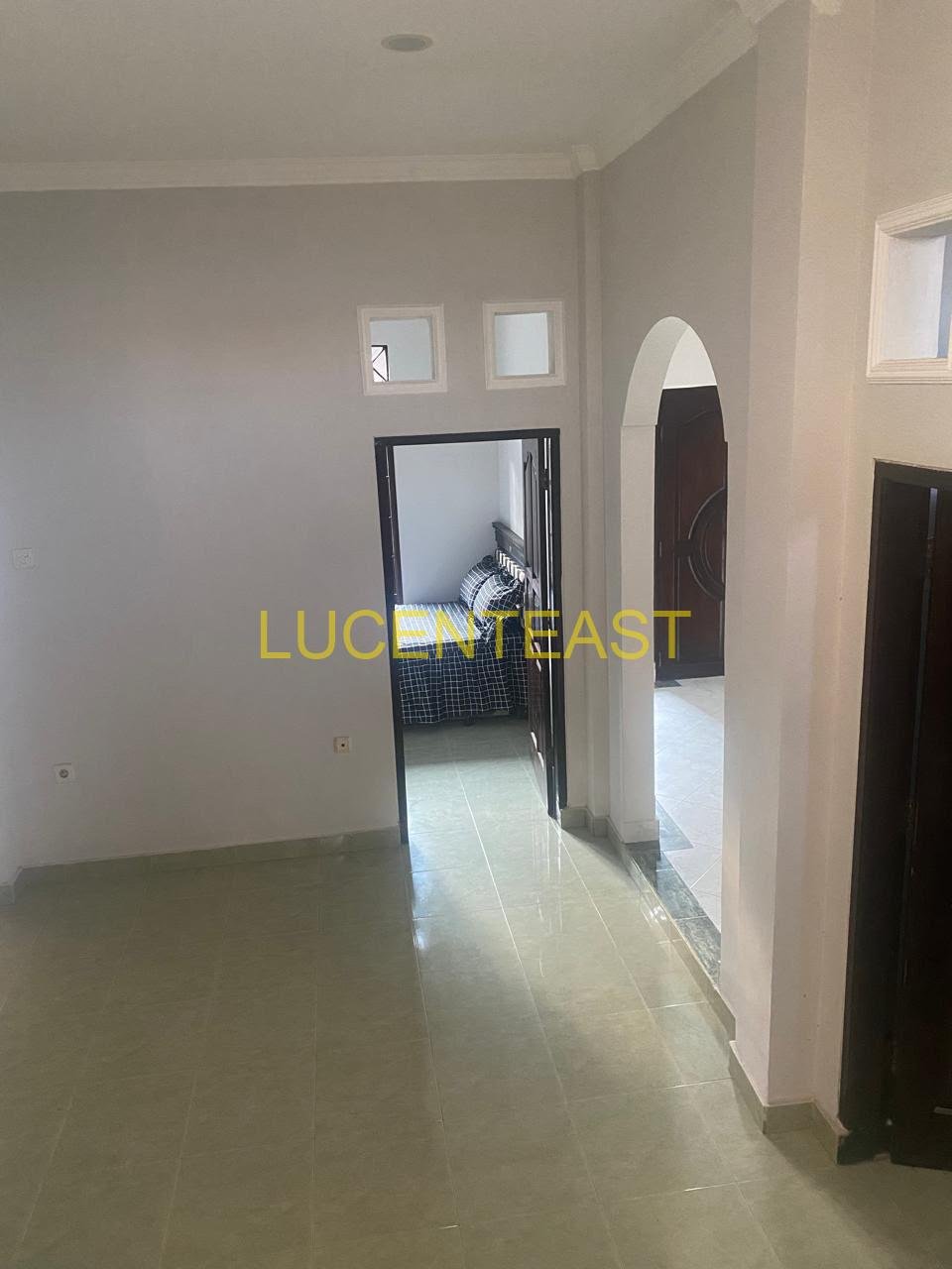 JUAL RUMAH ONE GATE AT MOYO