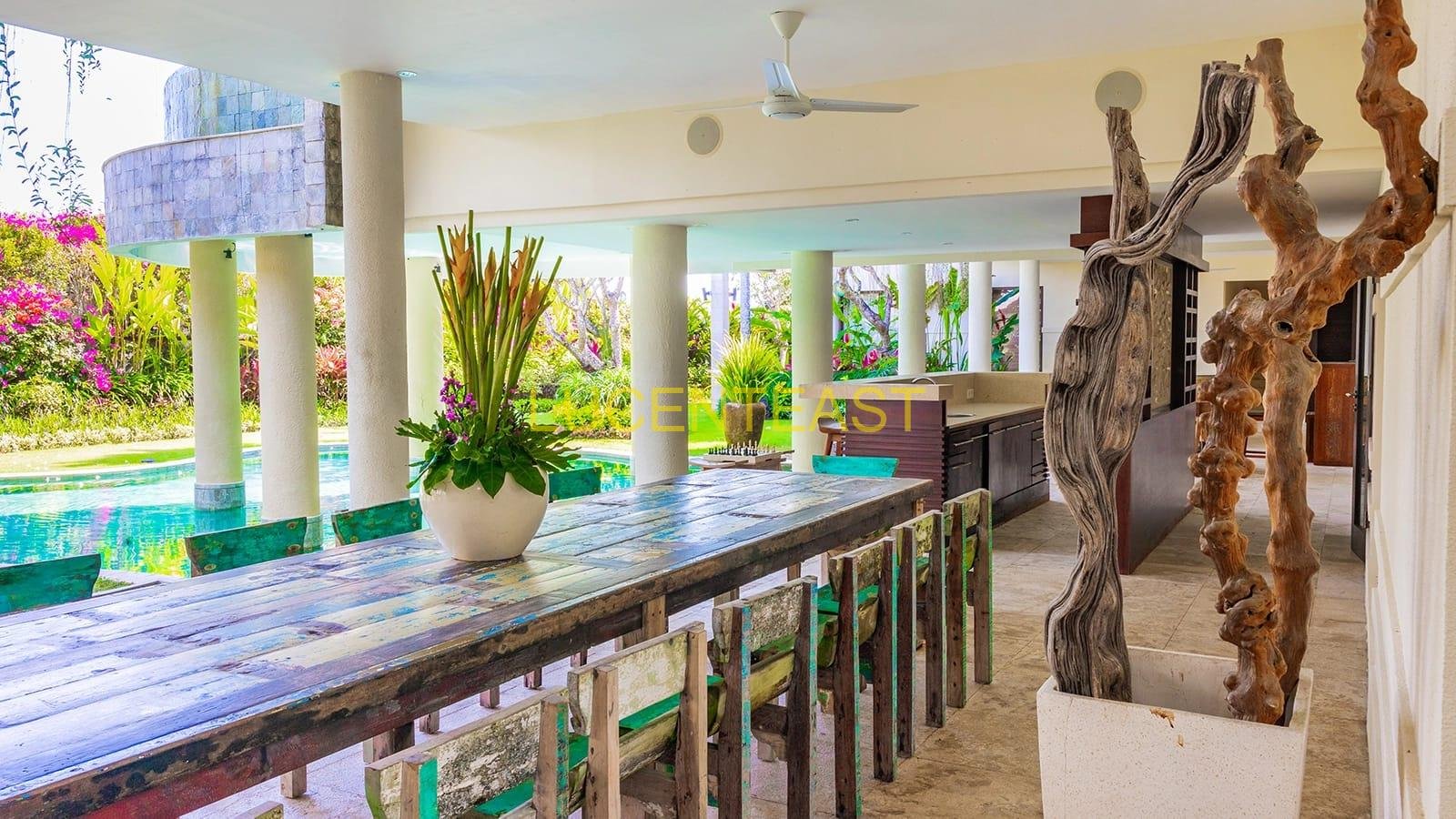 FOR SALE LUXUARY MODERN VILLA PANDAWA