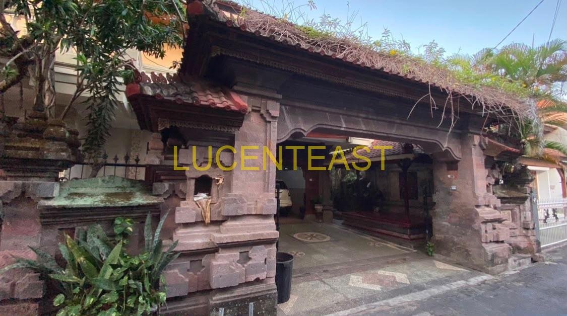 JUAL RUMAH MEWAH DI PUSAT DENPASAR AKASIA