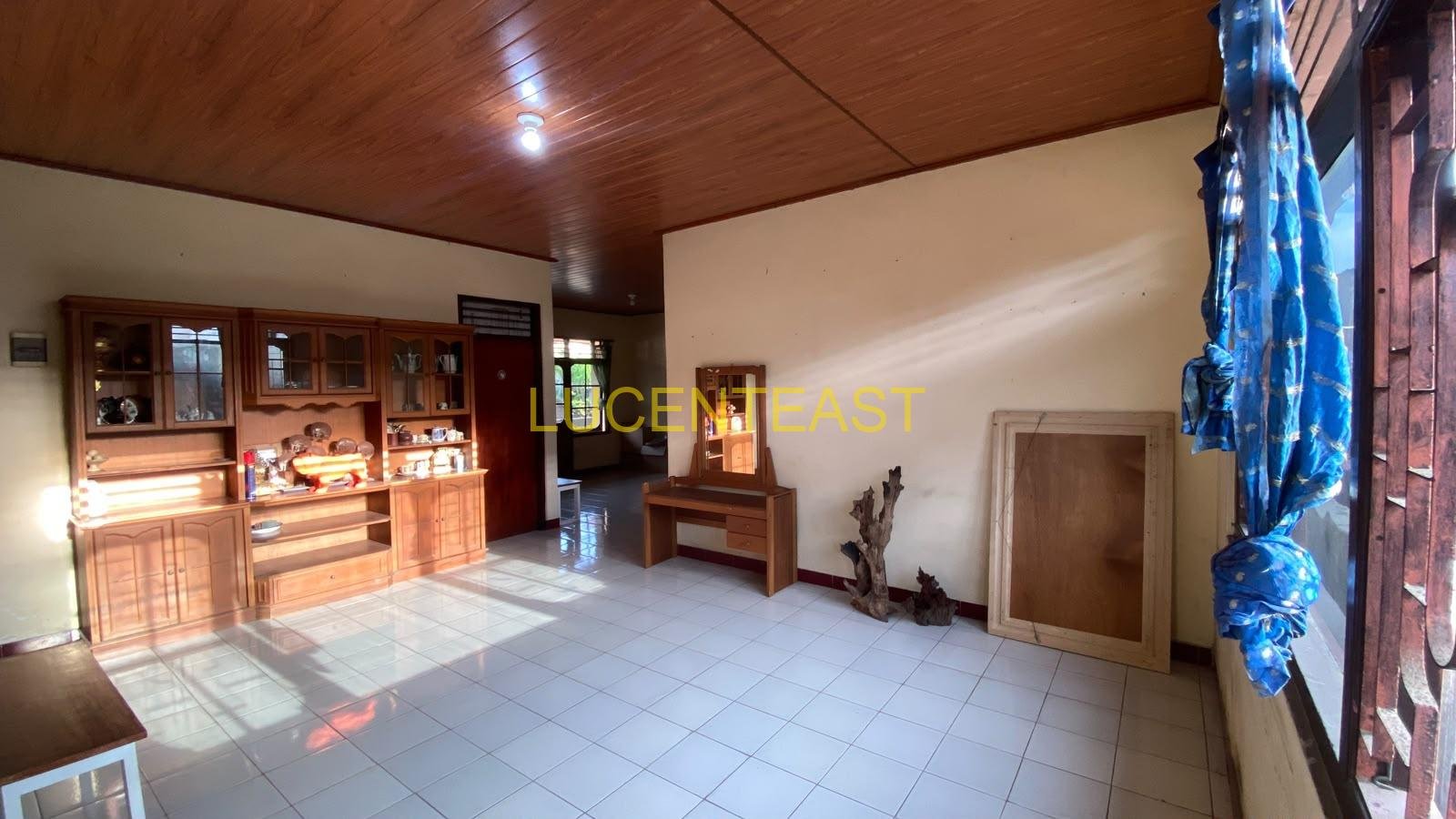 JUAL RUMAH MEWAH DI PUSAT DENPASAR AKASIA