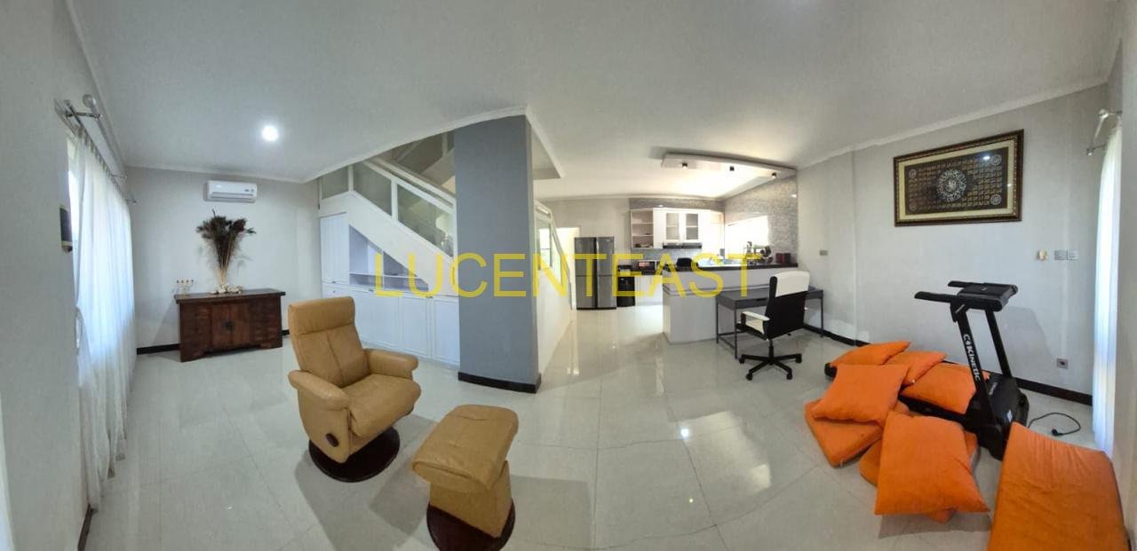 JUAL RUMAH SEMI VILLA PURI GADING