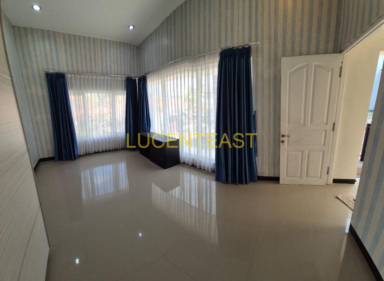 JUAL RUMAH SEMI VILLA PURI GADING