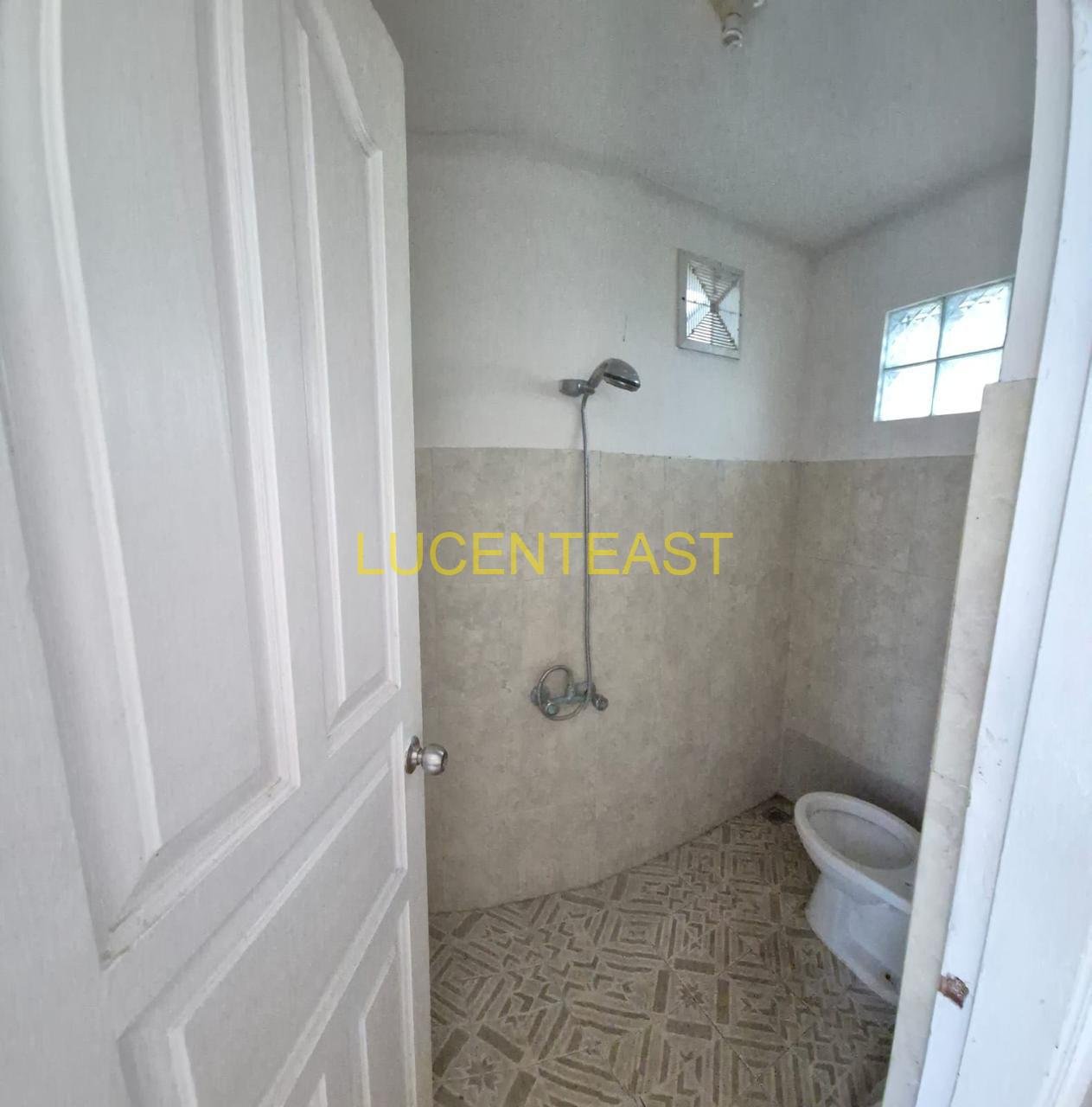 JUAL RUMAH SEMI VILLA PURI GADING