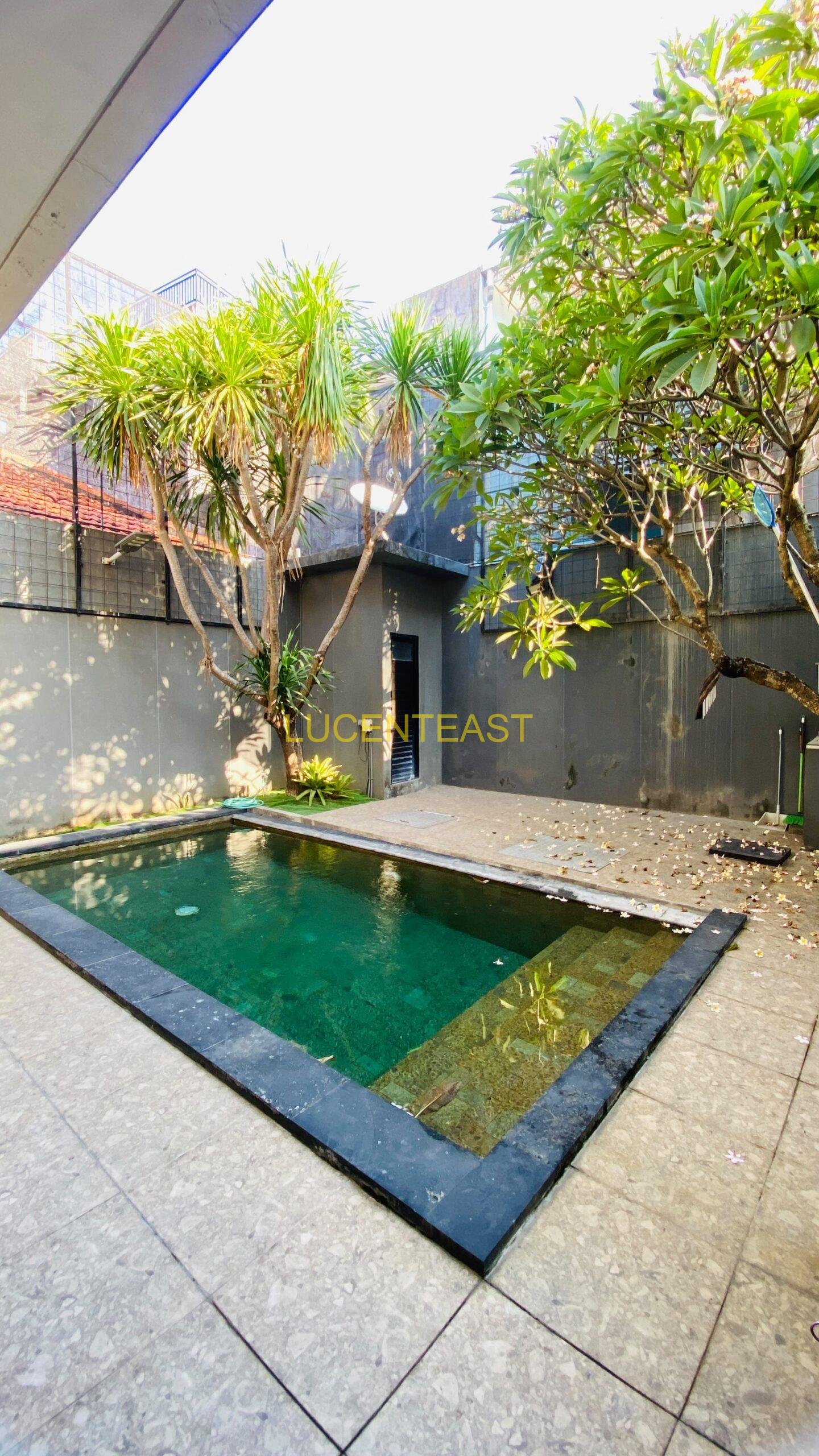 JUAL RUMAH ELITE PURA DEMAK