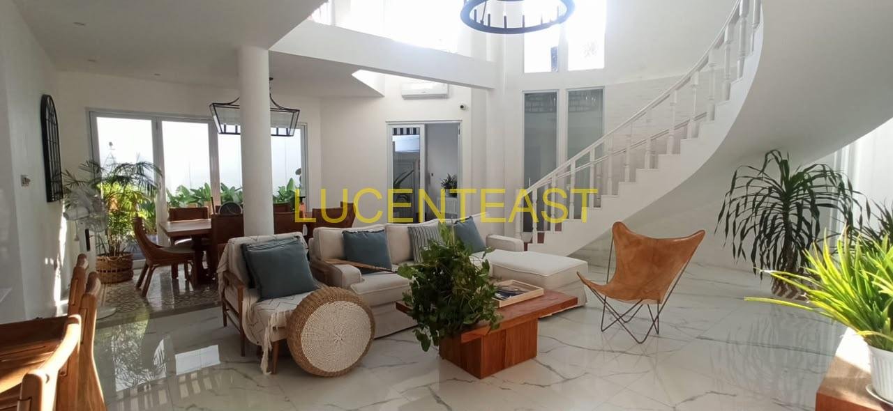 JUAL RUMAH CANTIK GANDAPURA