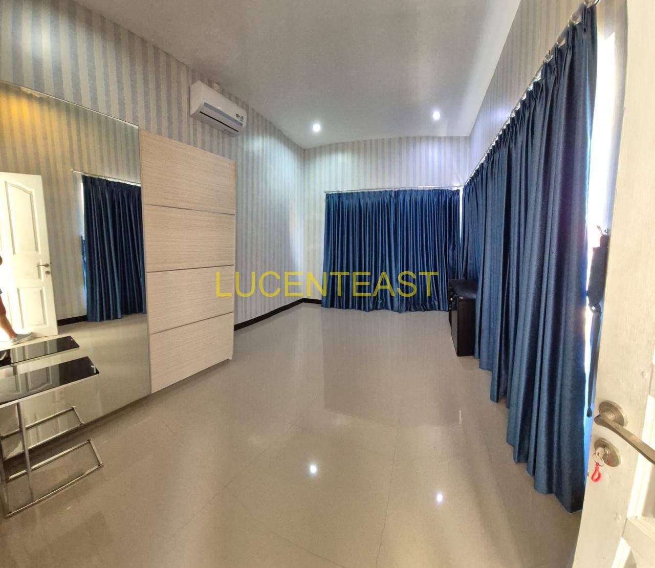 DIJUAL RUMAH SEMI VILLA LOKASI PURI GADING
