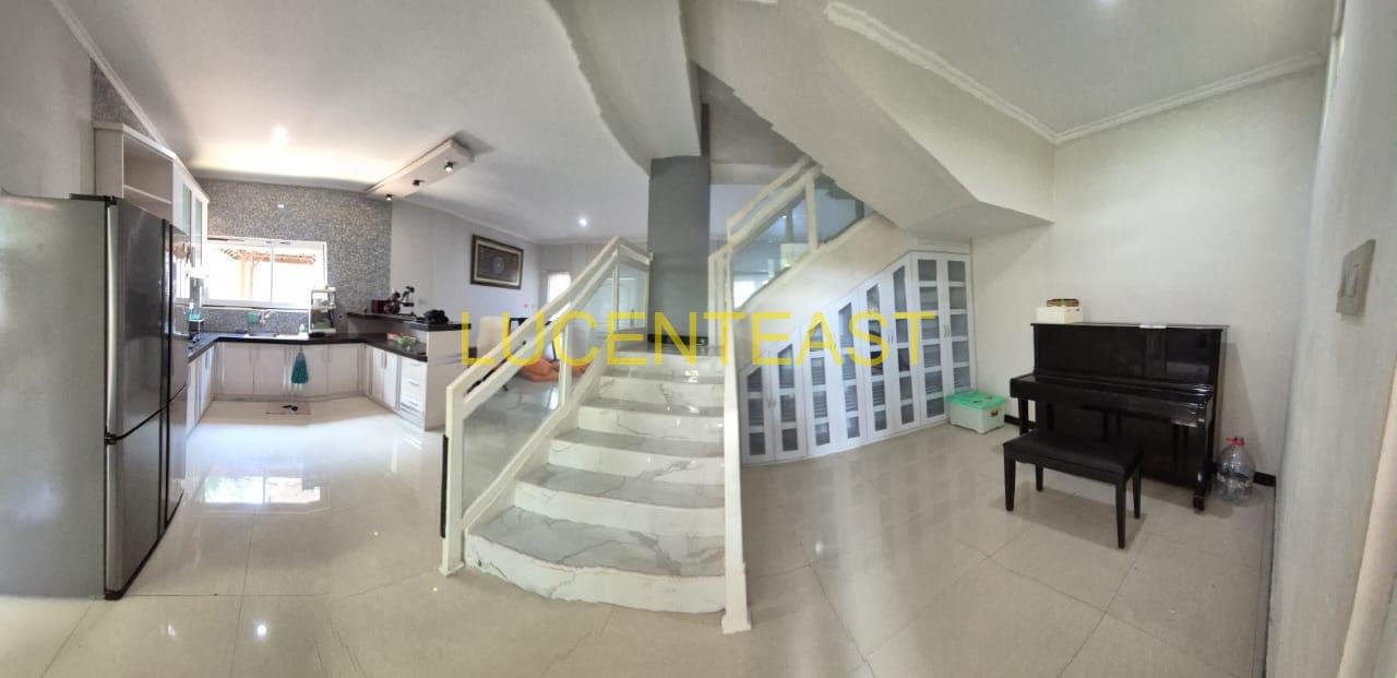 DIJUAL RUMAH SEMI VILLA LOKASI PURI GADING