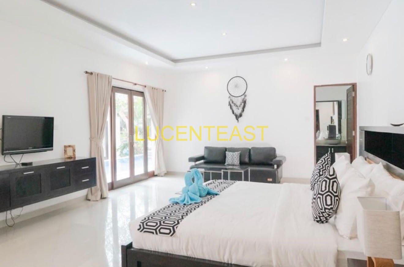 FOR LEASE VILLA MODERN AT KEROBOKAN