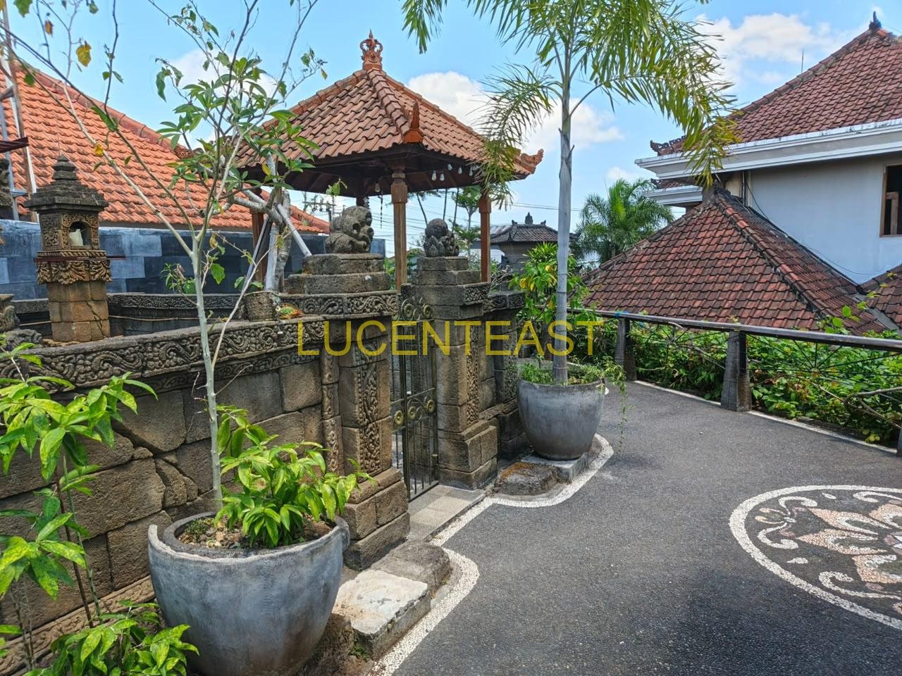 JUAL TANAH BONUS BANGUNAN MUNGGU