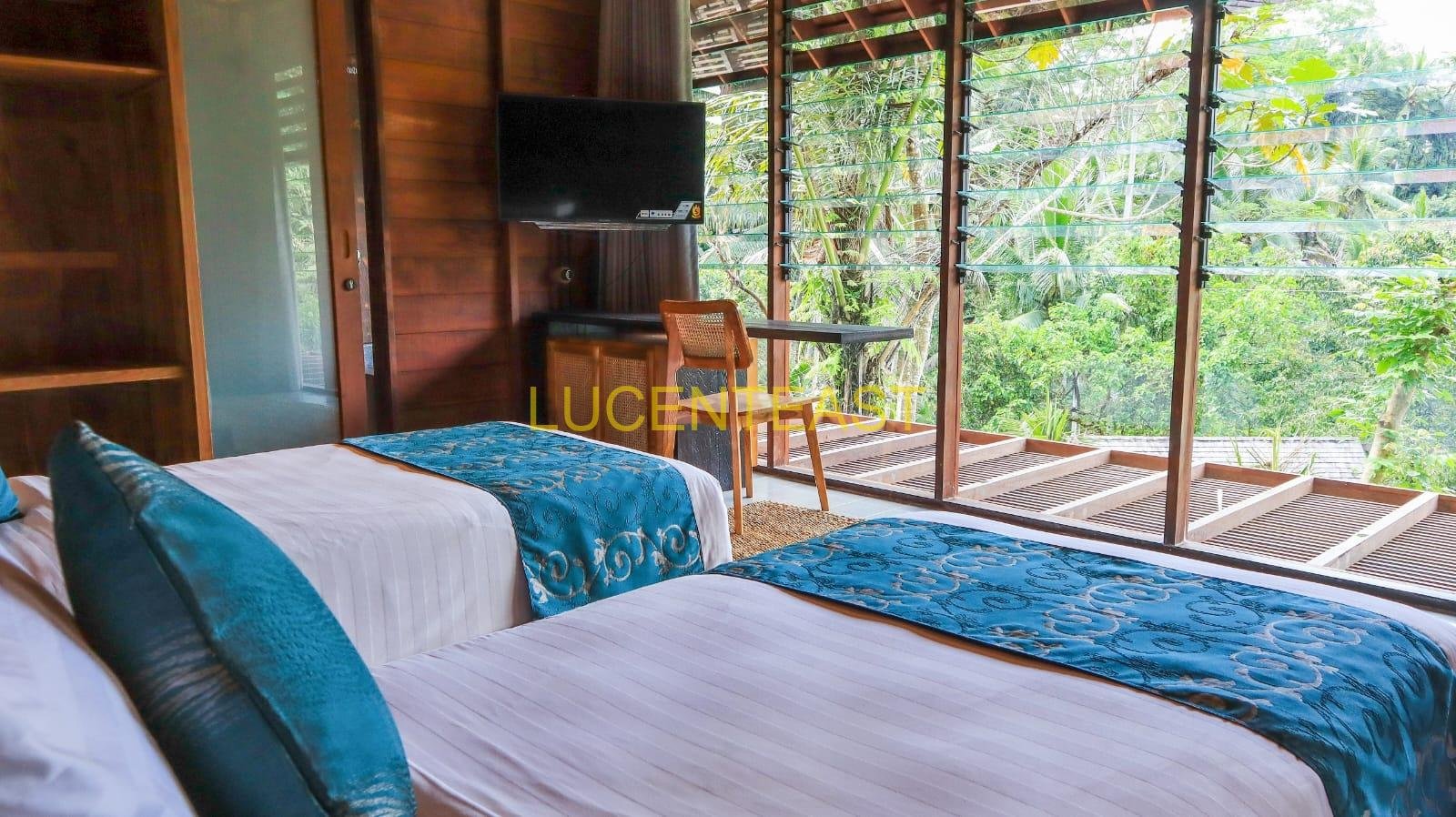 VILLA FOR SALE WITH FOREST AND RIVER VIEW UBUD