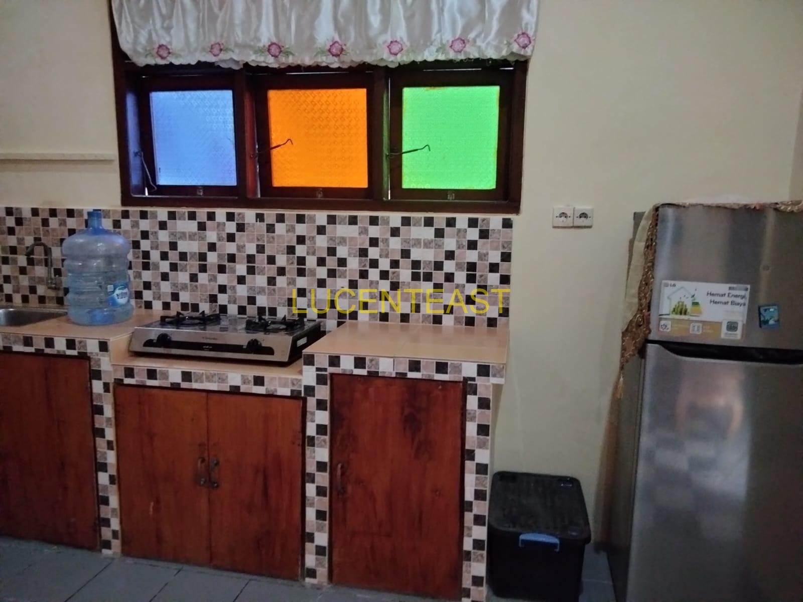 DIKONTRAKKAN RUMAH SIAP HUNI KESIMAN