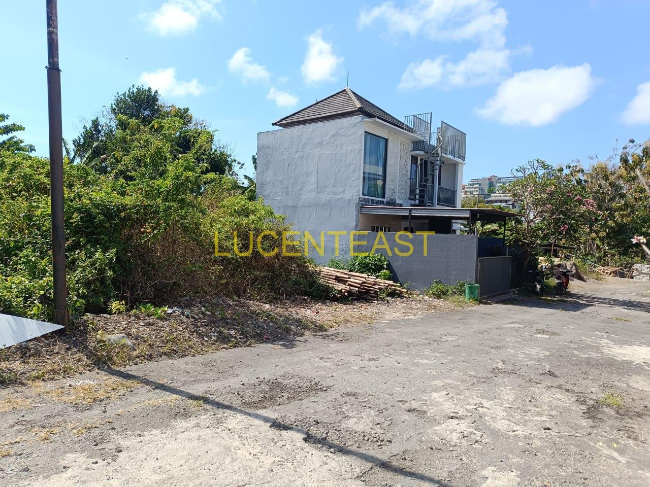 DIJUAL TANH PLOT KECIL DI KUTUH