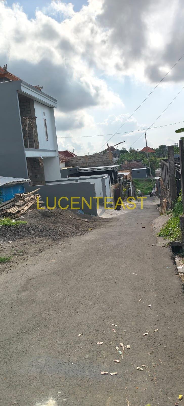 JUAL RUMAH NYAMAN DI BATUBULAN