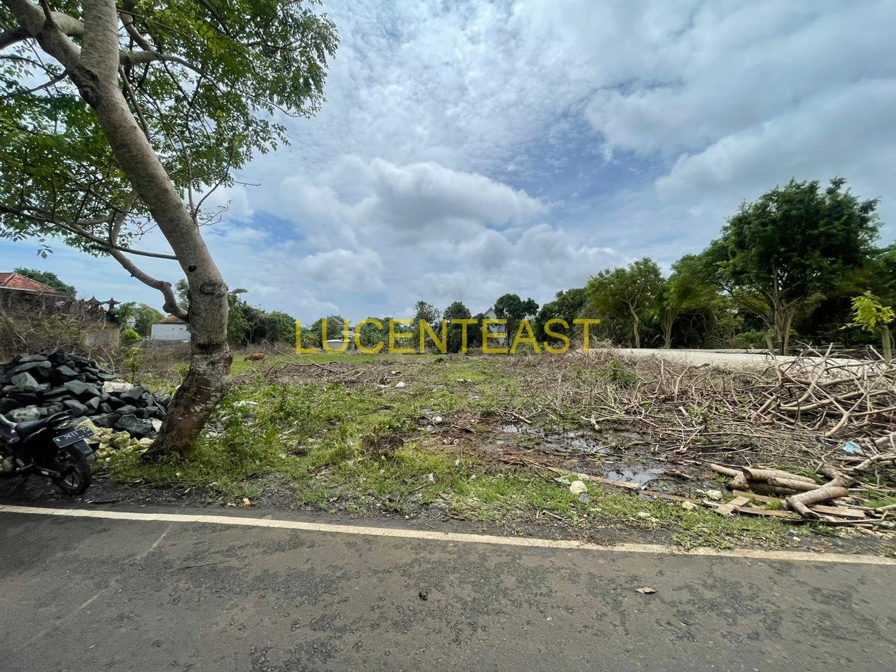 BUC TANAH UNUD JIMBARAN