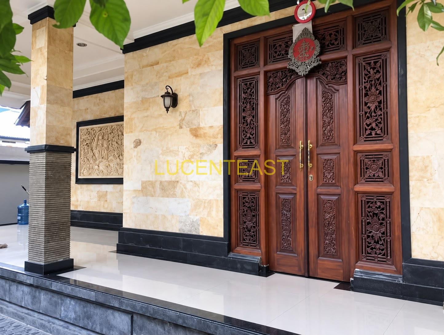 JUAL RUMAH 2 LANTAI MEWAH PENATIH