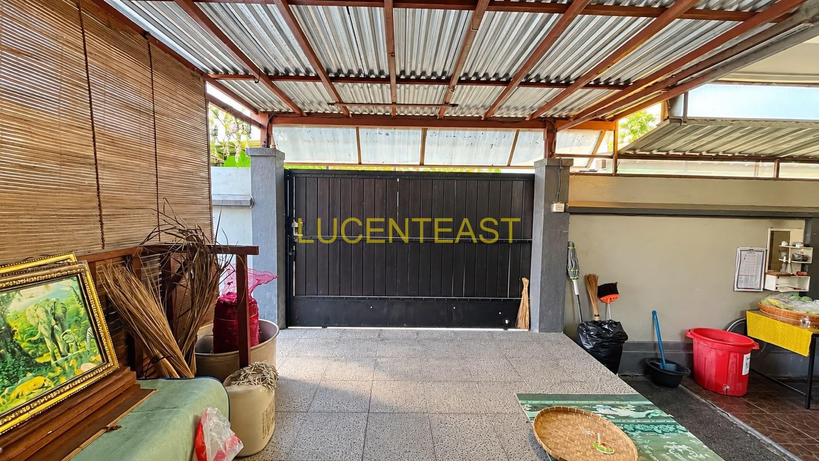 JUAL RUMAH 2 LANTAI MEWAH PENATIH