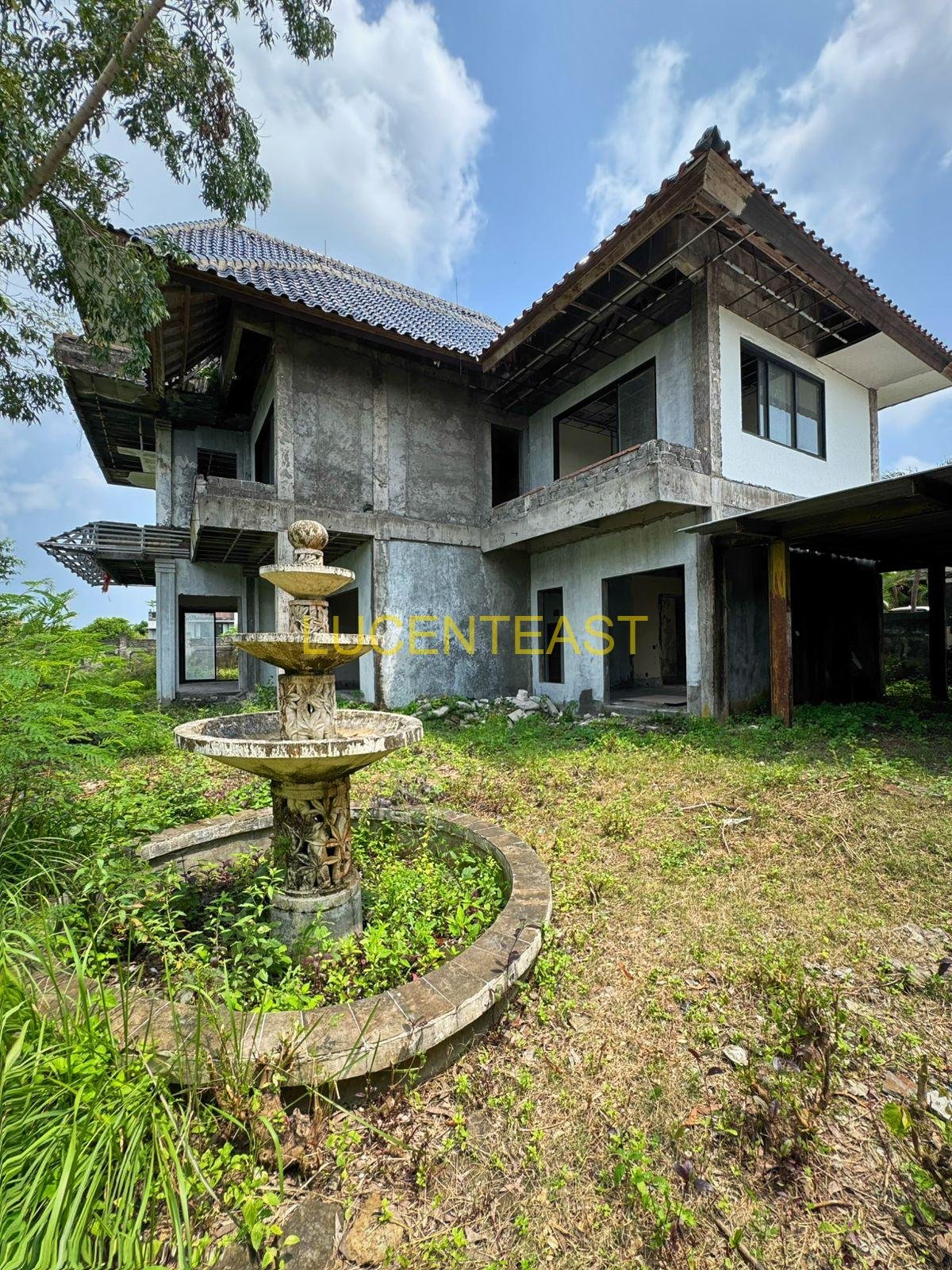 URGENT JUAL VILLA AT  NUSA DUA