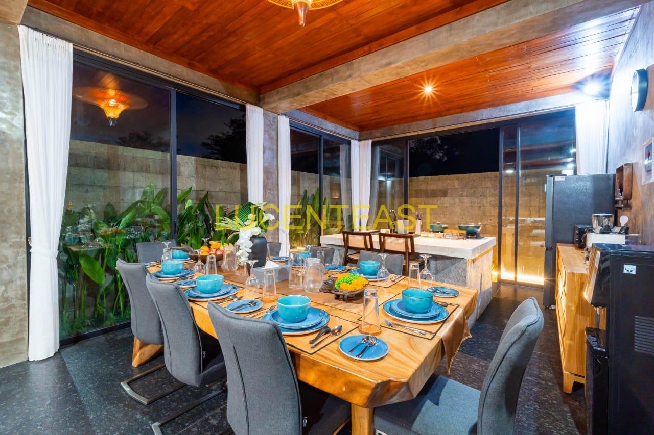 JUAL SEWA BRAND NEW LUXUARY VILLA UNGASAN