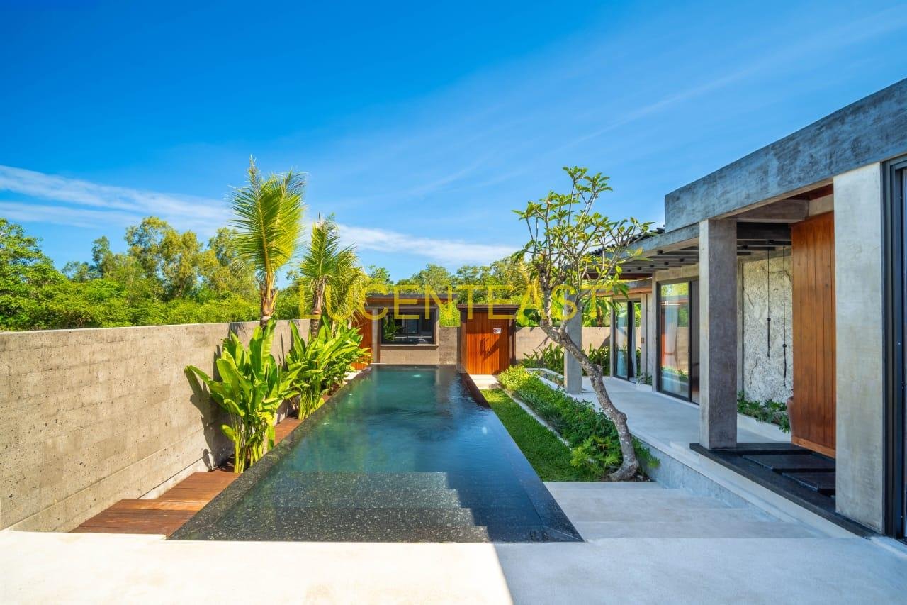 JUAL SEWA BRAND NEW LUXUARY VILLA UNGASAN