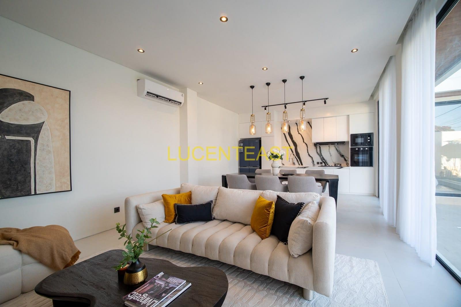 JUAL VILLA MODERN TROPICAL CANGGU