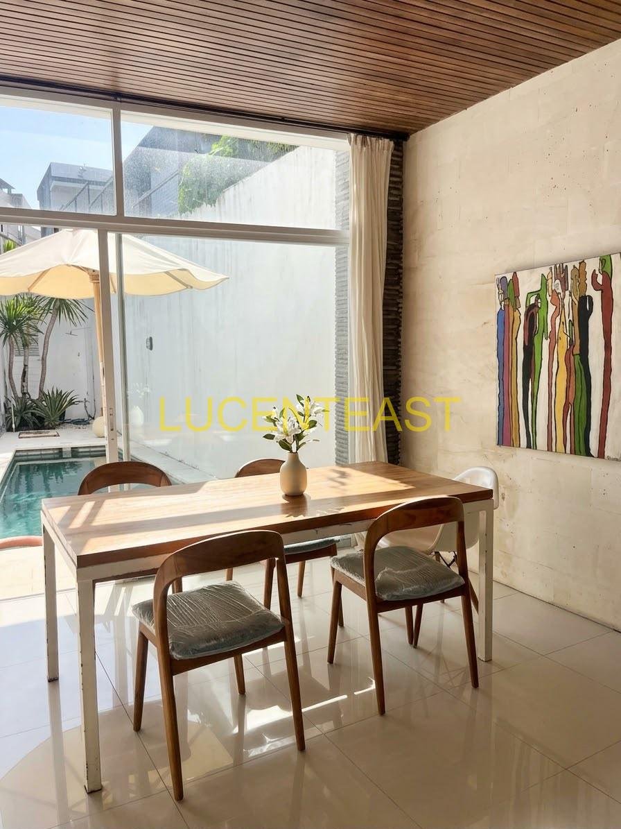 FOR SALE VILLA PRIVATE POOL BERAWA BEACH