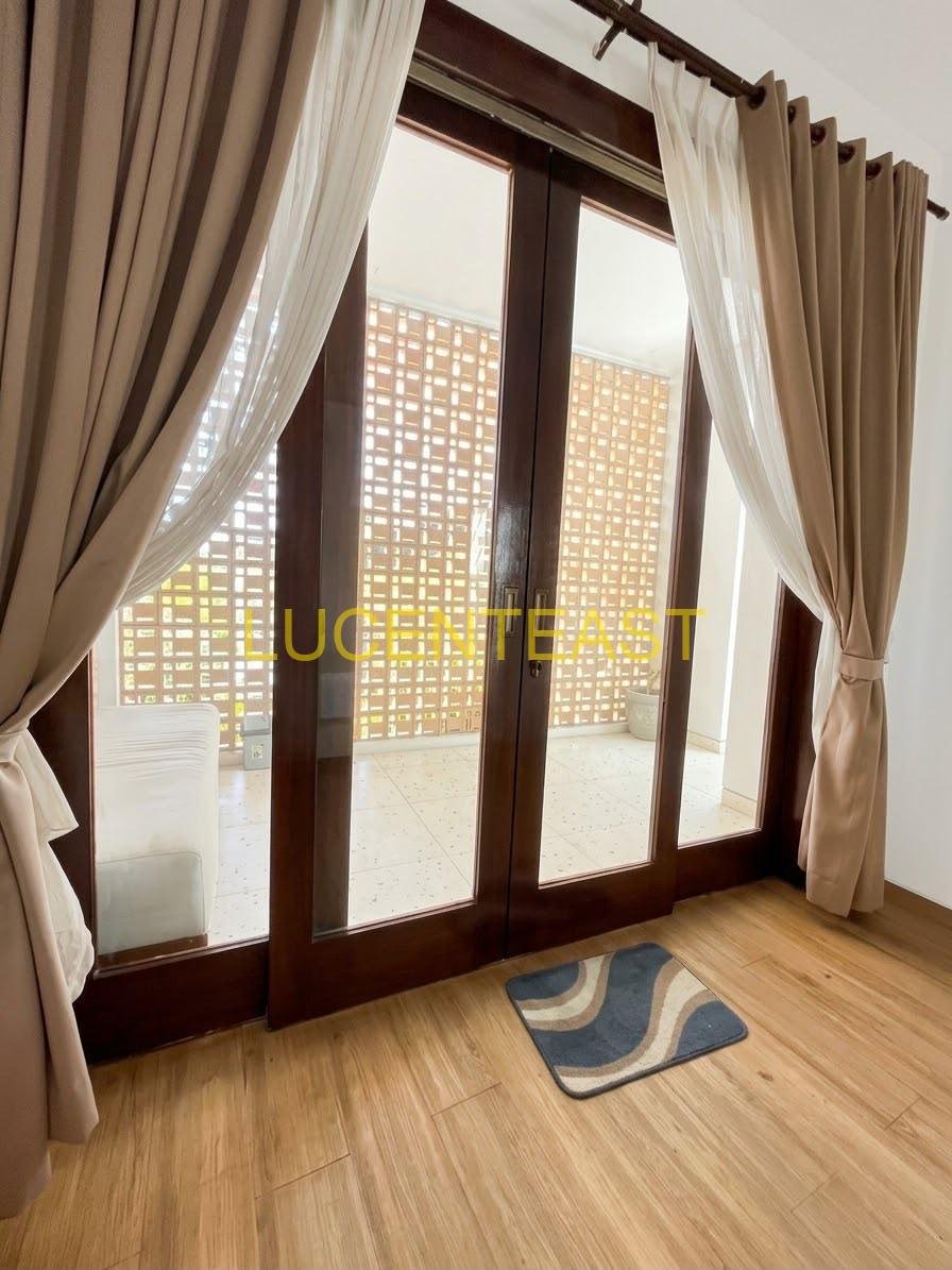 FOR SALE VILLA PRIVATE POOL BERAWA BEACH