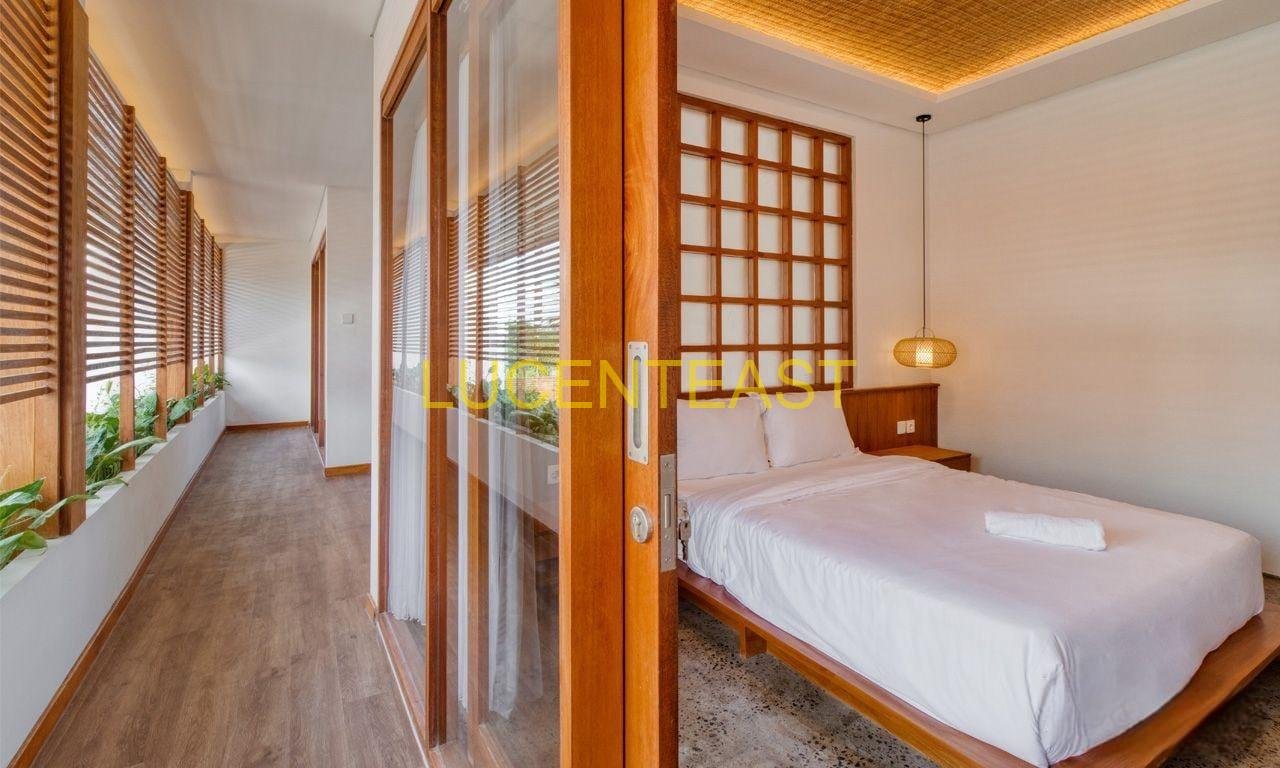 VILLA MODERN TROPICAL CANGGU