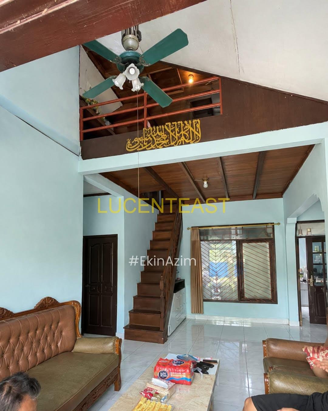 JUAL RUMAH SEMI 2 LANTAI UBUNG