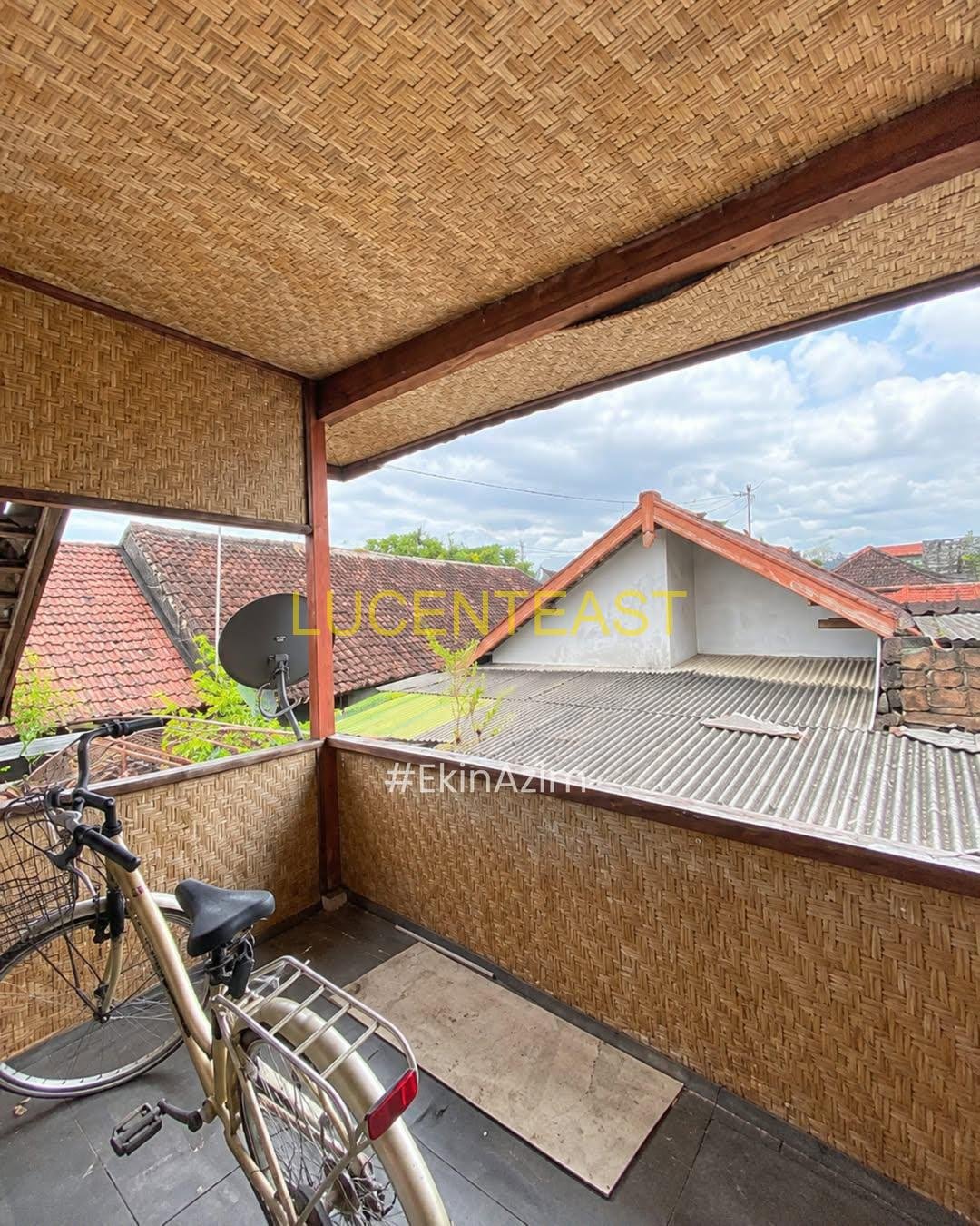 JUAL RUMAH SEMI 2 LANTAI UBUNG