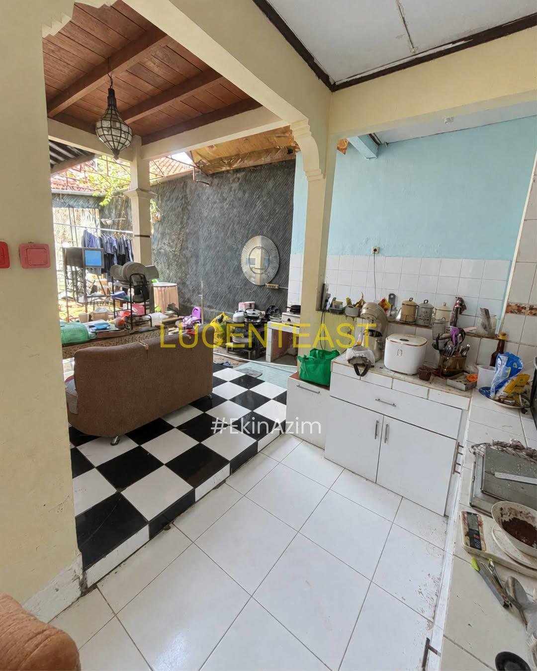 JUAL RUMAH SEMI 2 LANTAI UBUNG