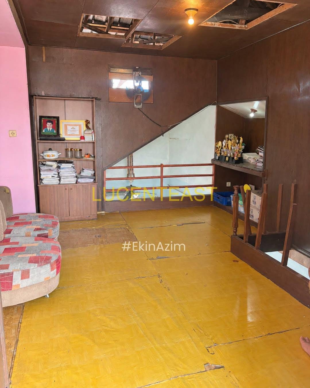 JUAL RUMAH SEMI 2 LANTAI UBUNG