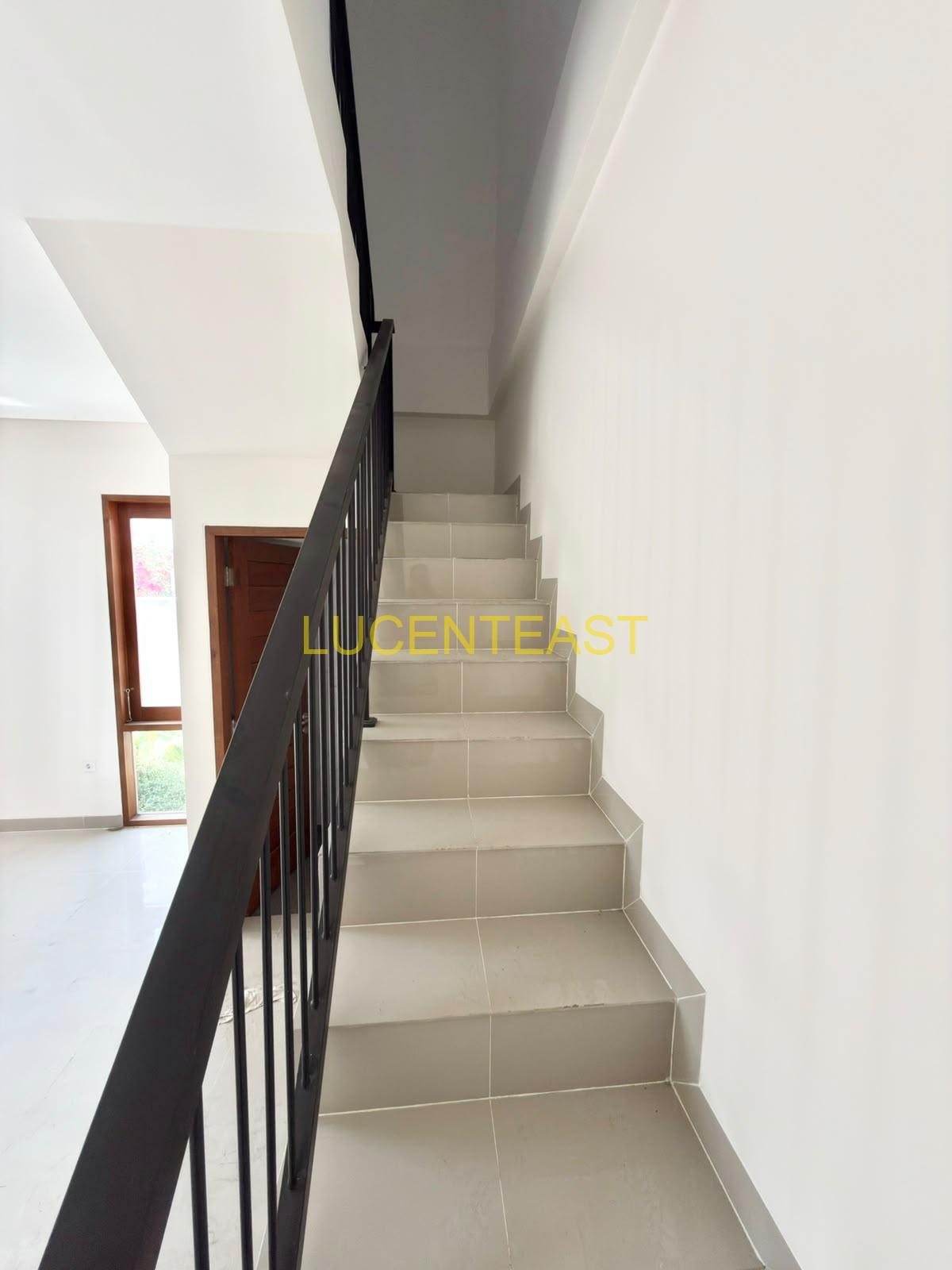 JUAL BRAND NEW RUMAH MEWAHMINIMALIS GATSU