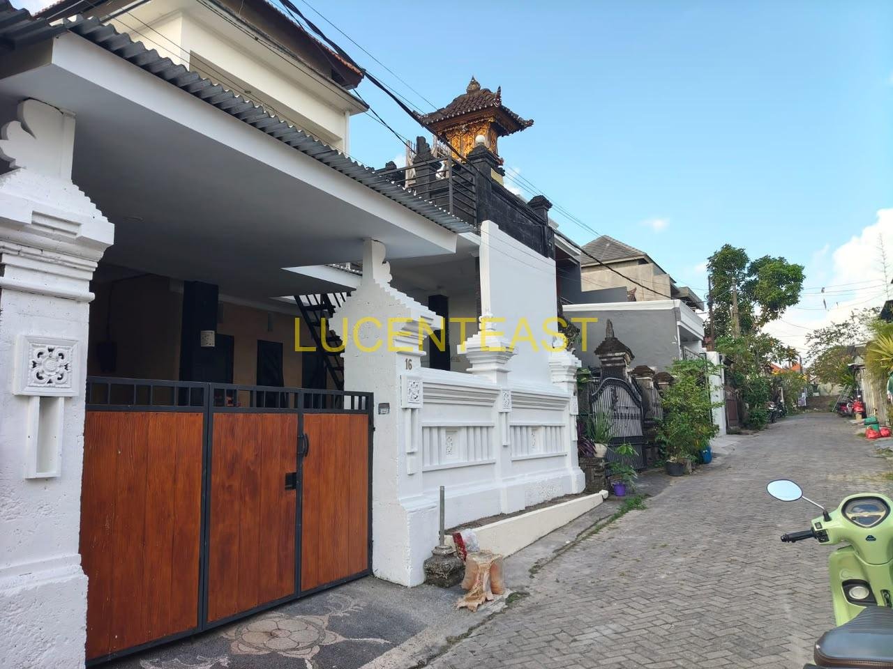 JUAL RUMAH MEWAH PENAMPARAN